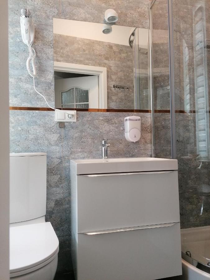 Hostel Tulip - Pokoj Jednoosobowy Nr 3 Ze Wspolna Lazienka I Kuchnia Szczecin Kültér fotó